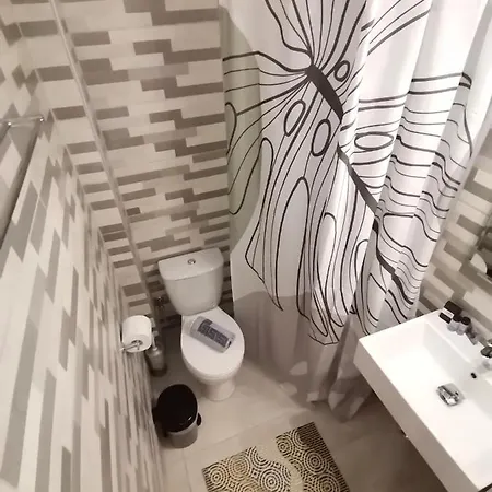 Lia Adults Only -fully Renovated Apartman *