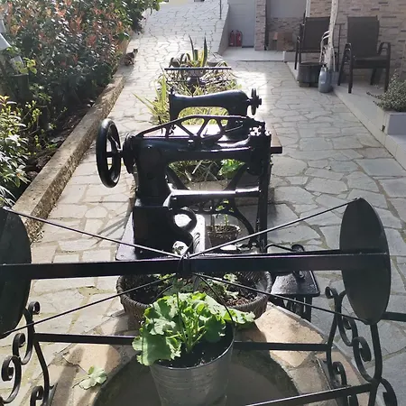 Lia Adults Only -fully Renovated