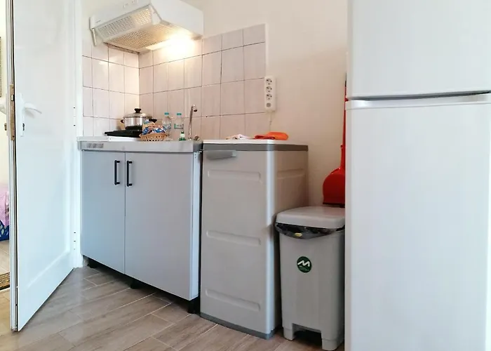 Lia Adults Only -fully Renovated Apartamento *