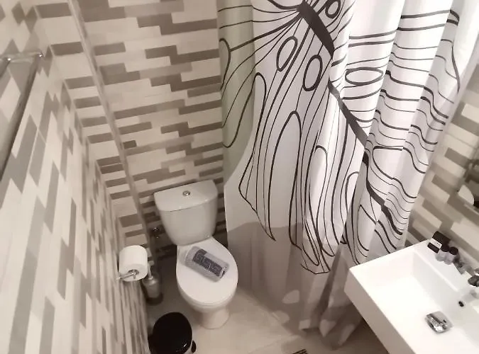 Lia Adults Only -fully Renovated Apartamento *